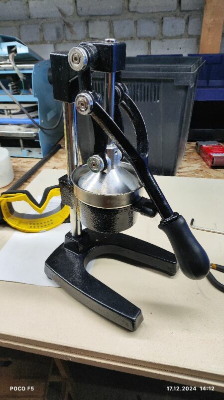 Пресс для цитрусовых и гранатов HR-B Foodatlas (черный) (БН) распродажа